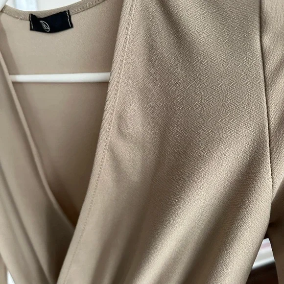 BEIGE ROMPER - Picture 2 of 5